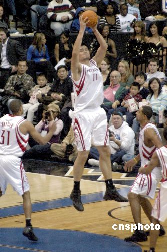  NBA精英训练营启动，姚明担任形象大使  
